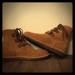 UGG ELVI